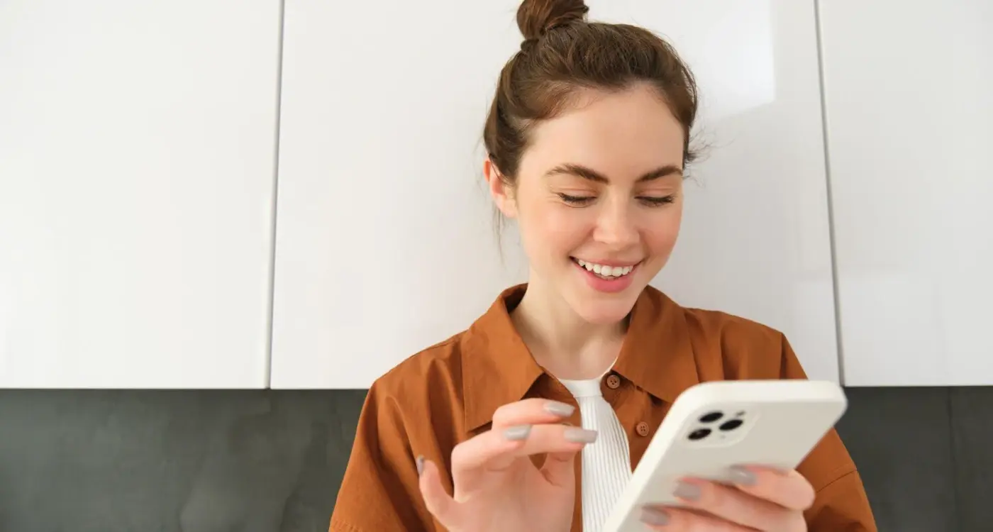 How Do Review Responses Change What New Users Think?