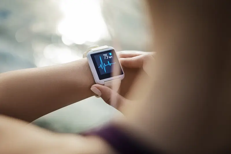 Should My Wellness App Integrate With Wearable Devices Like Apple Watch?
