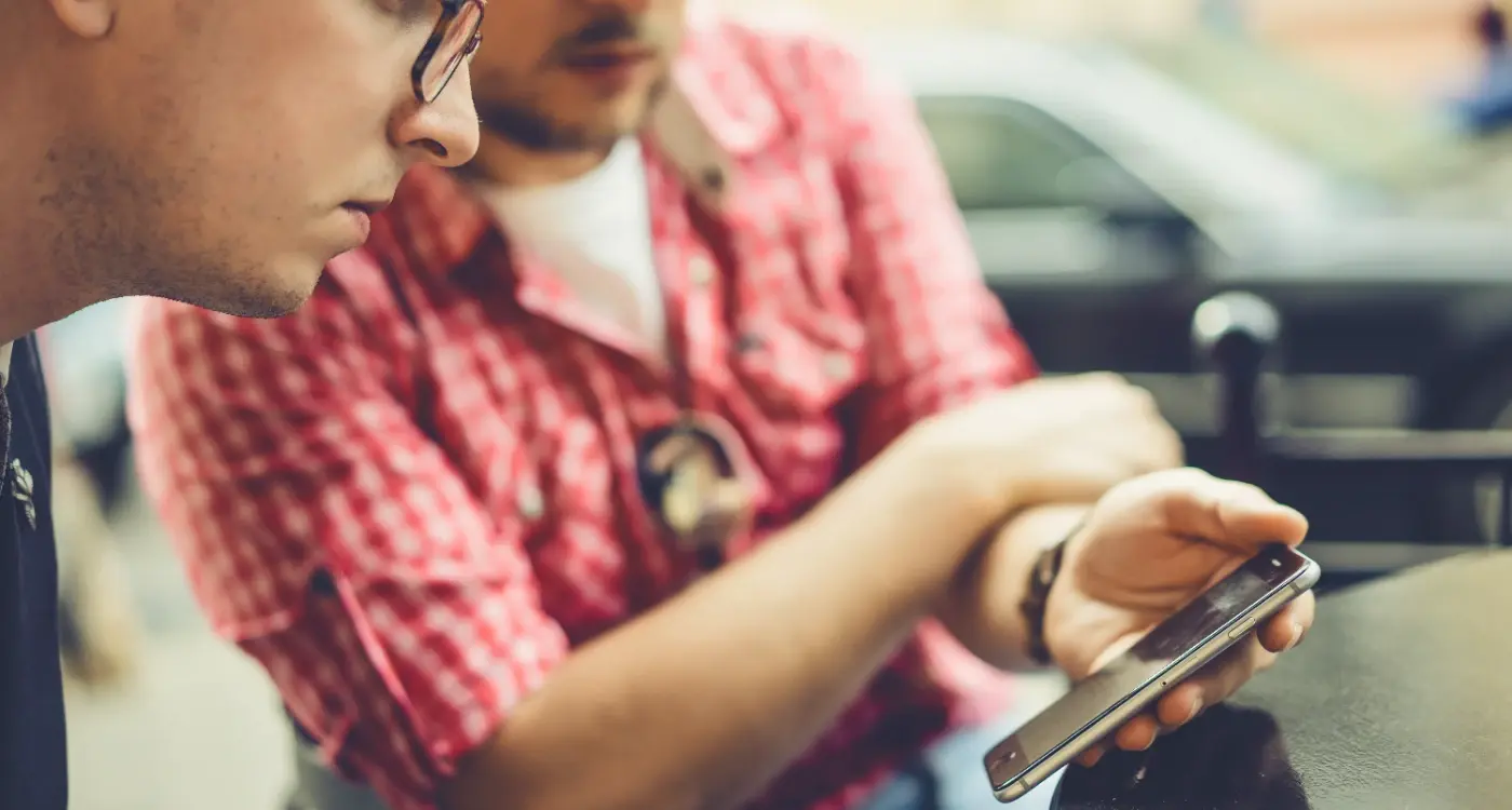 What Drives First Impression Bias in App Store Discovery?