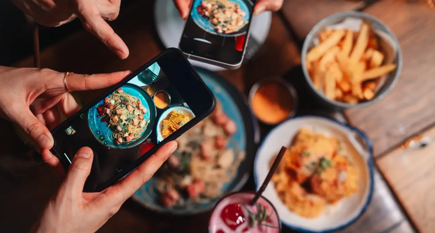 What's Different In Building a Restaurant App and a Food Delivery App?